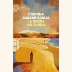 La banda dei carusi, recensione del romanzo di Cristina Cassar Scalia: le indagini di Vanina Guarrasi