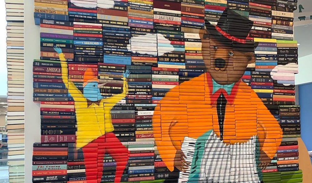 L'arte di Mike Stilkey: dare nuova vita ai libri