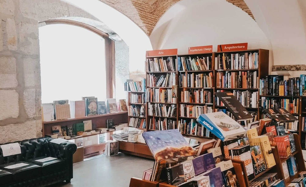 La libreria più antica del mondo è a Lisbona: è stata aperta nel 1732
