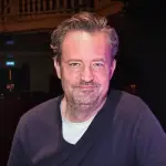 Matthew Perry: Una Vita di Successo e il Suo Contributo Indimenticabile a 'Friends'